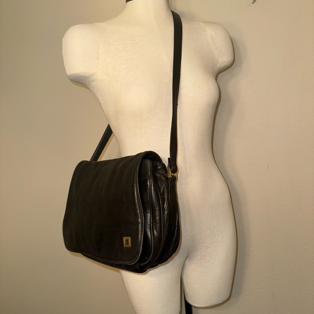 Pierre Balmain Black Leather Shoulder Crossbody Messenger Bag - Picture 8 of 16